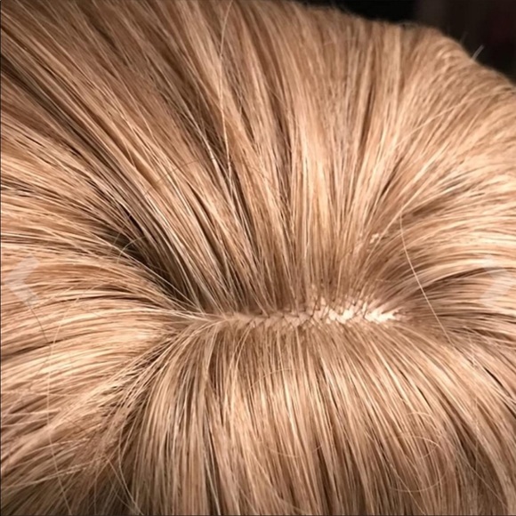 🆕️ Natural Looking Silk Fully Heat Resistant  Wig - Picture 5 of 7